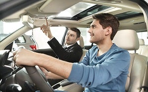 Schedule a test drive at Play Motors in Cuernavaca, Morelos, México.